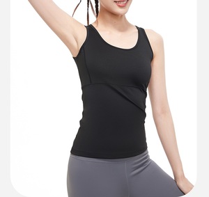 Débardeur pour femme en polyester et élasthanne respirant, couleur unie, col rond, coupe classique, idéal pour le yoga - Product Image 4