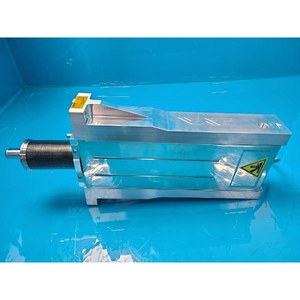 วาล์วสุญญากาศขนาดเล็ก VAT 04112-BA24-AAG4/00005 ใช้แล้วตามสภาพเดิม อะไหล่อุปกรณ์เซมิคอนดักเตอร์รุ่นเก่า - Product Image 3