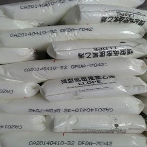 ฟิล์ม LLDPE คุณภาพดี ทนทานต่อการฉีกขาด R50035LLDPE เกรดฟิล์ม ไม่ใช้สารช่วยเปิดรู  สำหรับสัมผัสอาหาร เกรดใส สำหรับบรรจุภัณฑ์ - Product Image 4