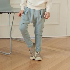 Pantalones Capri con Volantes Estilo Europeo de Moda de Google para Hombre - Product Image 2