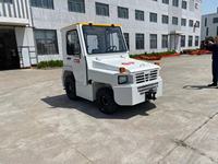 Tracteur de remorquage de bagages d'aviation à traction par moteur diesel