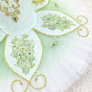 T1116 Service personnalisé, vêtements de scène pour adultes et enfants, motifs vert clair, danse de scène, tutu professionnel de ballet - Product Image 4