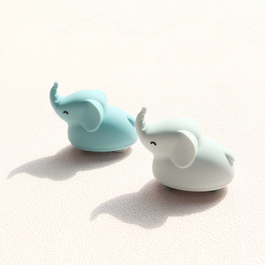 儿童公路旅行用硅胶大象咀嚼车鲸鱼形状儿童旅行用温和玩具儿童汽车玩具 - Product Image 3