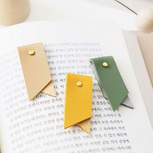 Hot Selling PU Leather Elegant Concise Style <b>Bookmark</b> Creative <b>Gift</b> Durable Page Clip for Journals <b>Gift</b> for Read Lovers - Product Image 1