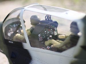 ROBAN 700AH-1W 슈퍼 코브라 스케일 RC 헬리콥터 ARF 버전 키트 - Product Image 5