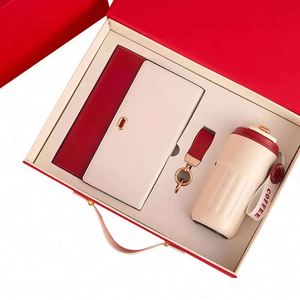 Ensemble cadeau de luxe 4-en-1 pour homme : portefeuille en PU, porte-clés, stylo, logo personnalisé, ensemble cadeau d'entreprise pour le Thanksgiving - Product Image 2