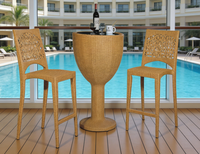Ensemble moderne de table de bar et de chaises hautes en rotin pour l'extérieur, idéal pour les mariages, la cuisine, le jardin, le sous-sol, la terrasse et les espaces commerciaux