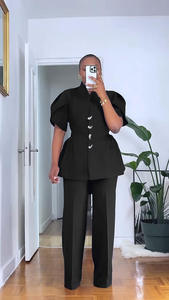 <span class=keywords><strong>Ensemble</strong></span> tailleur deux pièces grande taille pour femme, style <span class=keywords><strong>africain</strong></span>, blazer à manches courtes et <span class=keywords><strong>pantalon</strong></span> large, idéal pour le bureau - Vente en gros - Product Image 4
