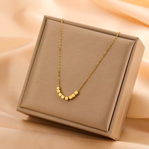 Collar de Cadena de Acero de Titanio con Colgante de Luna y <span class=keywords><strong>Perlas</strong></span> Vintage que no se desvanecen, Chapado en Oro de 18k, para Mujer, a la Moda - Product Image 4