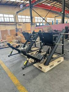 Équipement de <span class=keywords><strong>musculation</strong></span> pour salle de sport commerciale, <span class=keywords><strong>machine</strong></span> à presse à <span class=keywords><strong>jambes</strong></span> à 45 degrés à charge de plaques pour la <span class=keywords><strong>musculation</strong></span> - Product Image 2