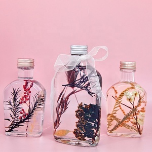 Bottiglie di Vetro con Fiori Secchi Naturali Galleggianti in Olio, Decorazione Originale per Natale e San Valentino - Product Image 6