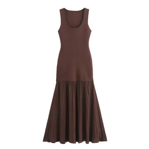 ชุดเดรสแฟชั่นผู้หญิงแบบผูกคอ ดีไซน์เก๋ไก๋ ตกแต่งด้วยผ้าถักแบบแพทช์เวิร์ค - Product Image 3