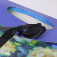 Sac en papier cadeau personnalisé écologique réutilisable avec poignée découpée et corde de ruban, idéal pour les magasins de détail Shopping et promotions