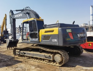 Excavatrice d'occasion Volvo EC290 à Shanghai en stock à Offre Spéciale - Product Image 3