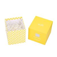 Boîte de cadeau de bougie de bonne qualité personnalisée en usine doublure d'éponge avec gaufrage et emballage de boîte de bougie de qualité de stratification mate