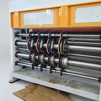 Machine de découpe et d'impression pour petites boîtes en carton ondulé