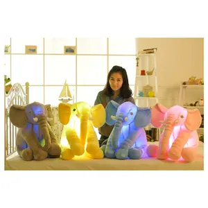 2021 Nova Moda Soft Led Light Up Elefante Travesseiro Para Crianças, Natal Brilhante Elefante Luminoso Pelúcia Brinquedos