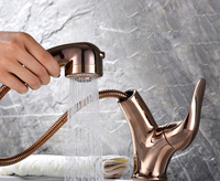 Robinet mitigeur de lavabo à bec extractible moderne en laiton or rose à trou unique