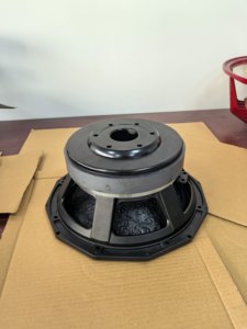 12 Inch Mid-Bass Speaker 1200W RMS 4 Inch Spoel Passieve Pro Audio Subwoofer Alloy Diafragma <span class=keywords><strong>Line</strong></span> <span class=keywords><strong>Array</strong></span> Systeem <span class=keywords><strong>8</strong></span> Ohm - Product Image 4