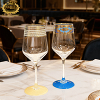 KAROSA Nouveauté Verre à whisky haut de gamme Verre à vin rond de qualité Carafe et verre à vin à pied Décoration dorée Design de luxe Ensemble