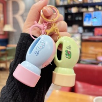 Mini lampe torche porte-clés de dessin animé, jouet lumineux pour enfants, pendentif mignon pour couple, décoration de sac à dos, petit cadeau en gros