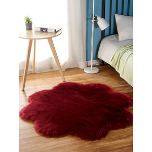 Alfombra de Felpa Color Borgoña con Diseño Novedoso, Apta para Limpieza Localizada, para Decoración del Hogar, Dormitorio y Baño - Product Image 1