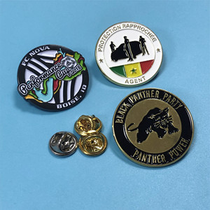 Bán Chạy Logo Chạm Khắc Tùy Chỉnh Hình Tàu Hỏa Tráng Men Mềm Ghim Ve Áo Kim Loại Cho Túi Quần Áo Phụ Kiện Áo Khoác - Product Image 1