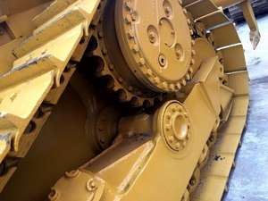 Excavadora sobre orugas Caterpillar D5h original usada - Product Image 5