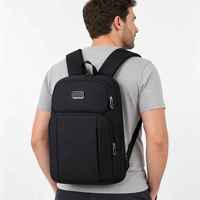 Sac à dos professionnel extensible en polyester avec logo personnalisé OEM ODM pour les trajets domicile-travail et les voyages d'affaires