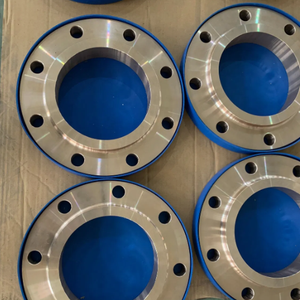 Flange en acier allié de qualité marine ANSI B16.5, résistante à l'eau salée, finition brute pour la construction navale - Product Image 5