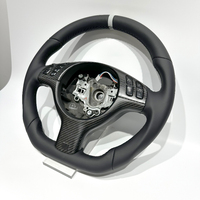 Pour BMW E46 entièrement en cuir avec couverture en fibre de carbone mat Volant de sport pour BMW E92 E90 E91E46 E81 E84 Ventes directes d'usine