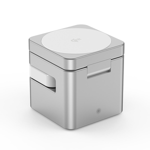 Ventes directes d'usine 15W alliage d'aluminium 3 en 1 <span class=keywords><strong>Cube</strong></span> de support de chargeur sans fil magnétique pour écouteurs iphone - Product Image 6
