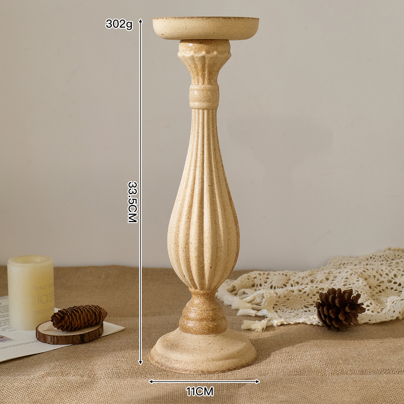 Grand chandelier à motifs, 33 cm
