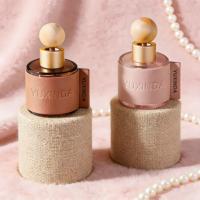 Flacons diffuseurs de parfum en verre rond de luxe de 30 ml, 50 ml et 100 ml pour désodorisants avec bâtonnets et couvercle en bois personnalisé