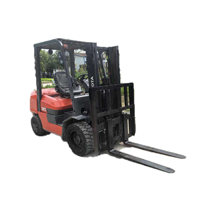 Montacargas TOYOTA FD30 Usado, Original de Japón, 3 Toneladas, Altura de Elevación 3m, Buen Estado, en Venta - Product Image 1