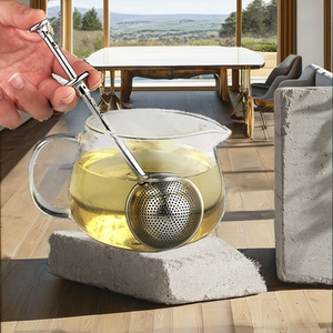 Infusor de Té de Acero Inoxidable Premium con Mango Largo, Filtro Ecológico para Té de Hojas Sueltas - Product Image 2