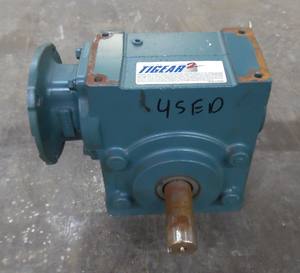 Nieuwe Originele Ready Tigear-<span class=keywords><strong>2</strong></span> 35q50r56 Maat 35 Verhouding 50:<span class=keywords><strong>1</strong></span> Uitgangs-toerental PLC Programmeringscontroller - Product Image 1