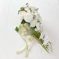 Bouquet de Mariage en Forme de Cascade T041, Lys Blanc Calla, Orchidée Papillon, Fleur de Mariée pour Cérémonie, Fleur à Tenir en Main pour Mariage