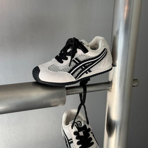 Zapatillas de Verano 2025 de Nuevo Estilo para Niños, Calzado Transpirable de Malla Sencilla con Suela Blanda para Estudiantes, Casual para Niños y Niñas - Product Image 4