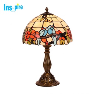Wholesale luxury original glass lampshade bedside European baroque retro <span class=keywords><strong>tiffany</strong></span> table lamp - Product Image 4