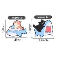Broche en alliage émaillée motif chat mignon dessinant un chat orange dessinant un requin, idéale pour les amoureux des chats, pour décorer sacs à dos et vestes, ou comme cadeau.