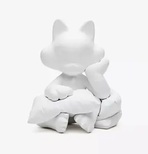 Custom designer pvc vinyl blank white toy / oem collectible art toy resin figure factory