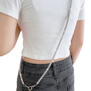 สายคล้องโทรศัพท์มือถือแบบไขว้ประดับเพชรหรูหรา สายคล้องคอป้องกันการสูญหายแบบมีโซ่ สำหรับผู้หญิง สาวๆ และสุภาพสตรี - Product Image 5