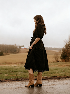 Siyah Boho Vintage kadın Midi elbise puf kollu dantel Trim kemer Custom Made tatlı tarzı OEM ODM toplu sipariş için - Product Image 2