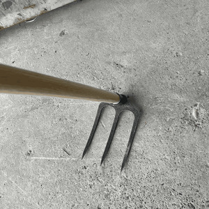<span class=keywords><strong>Râteau</strong></span> <span class=keywords><strong>de</strong></span> désherbage manuel pour le jardinage, outil agricole pour le déchaumage, le nivellement et le nettoyage des pelouses - Product Image 3