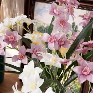 Chất Lượng Cao Nhân Tạo Lụa Freesia Hoa Phun Với Chất Liệu Lụa Làm Bằng Tay Cho Đám Cưới Vòm Đảng Trang Trí - Product Image 3