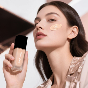 Fond <span class=keywords><strong>de</strong></span> teint liquide longue tenue, waterproof, hydratant, éclaircissant, avec protection solaire et correcteur, pour une couvrance totale, peaux claires et foncées. - Product Image 4