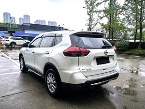 นิสสัน เอ็กซ์เทรล โกลรี่ ปี 2022 เครื่องยนต์ 2.0 ลิตร เกียร์ CVT พวงมาลัยซ้าย น้ำมันเบนซิน SUV 5 ที่นั่ง ไมล์น้อย - Product Image 5