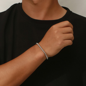 Bracciale a catena a maglie quadrate in titanio puro di grado medicale con design regolabile, gioiello classico minimalista per uomo e donna, conforme alle norme. - Product Image 5