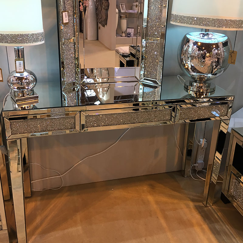 Wholesale Silver Glam Mirror Dressing Table with 1 Drawer - Modern Design  for Home & Hotel - Perfect Vanity Solution